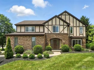 10 Homestead Ct, Springboro, OH 45066