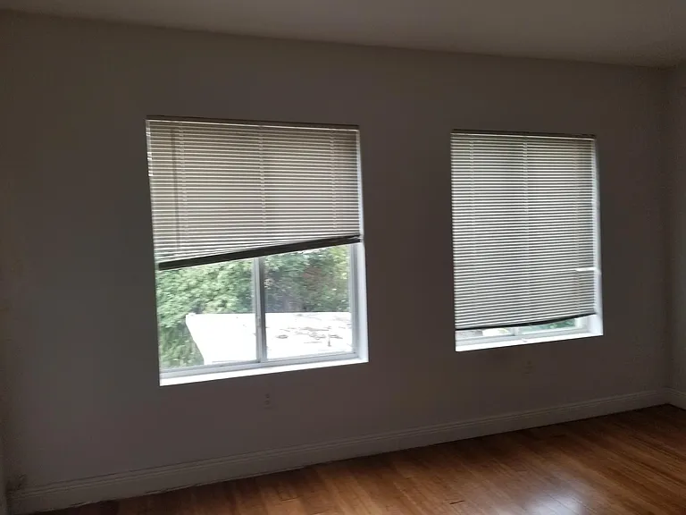 345 NW 34th St #8 — Photo 2