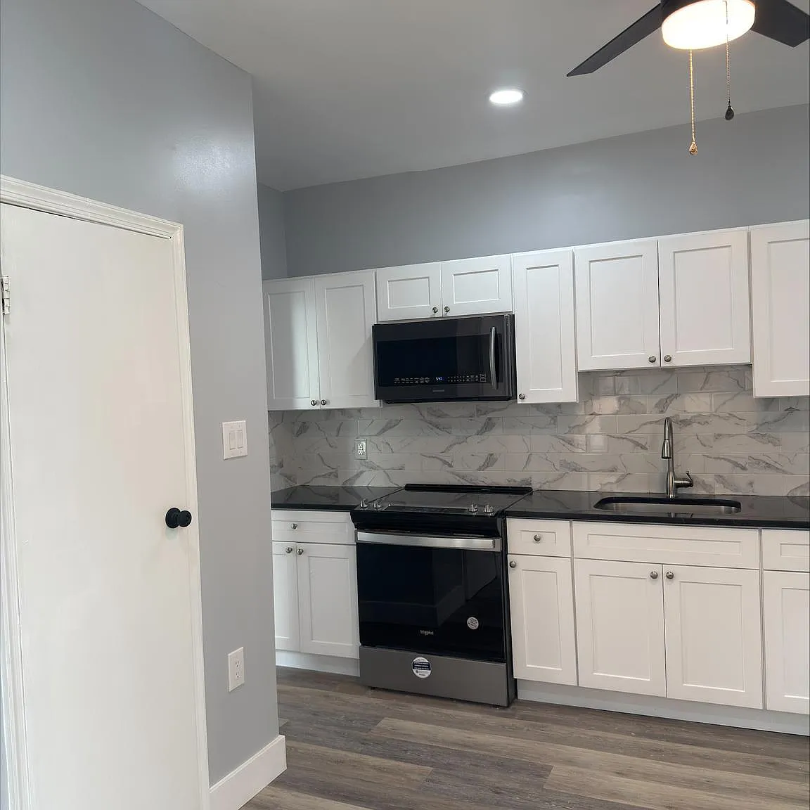 2 bed, 1.5 bath, $1,950 — Photo 3