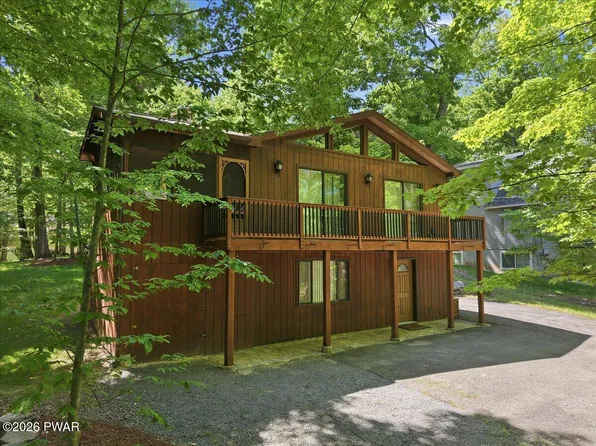 181 Eskra Rd, Lake Ariel, PA 18436