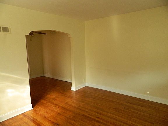 2nd image of 6623 Arsenal St