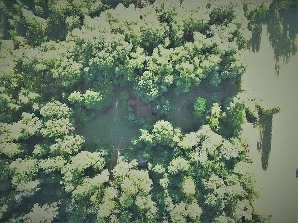 1st image of 120 Sherry Ln