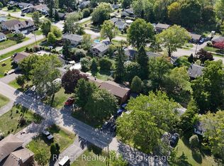 747 Parkdale Ave E, Fort Erie, ON L2A5B7