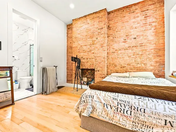 1118 Prospect Place image 11 of 18