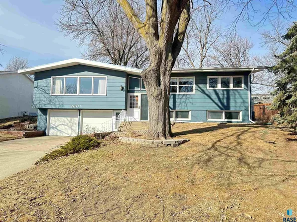2601 S Sherman Ave, Sioux Falls, SD 57105