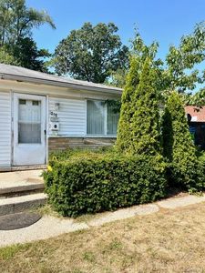 1858 Stieber St, Westland, MI, 48186