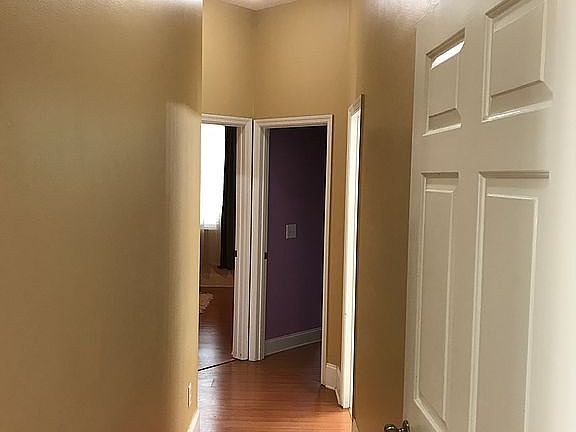 2nd image of 838 Silk Oak Ter