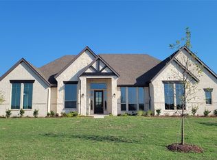 7011 Hayes Rd, Midlothian, TX 76065