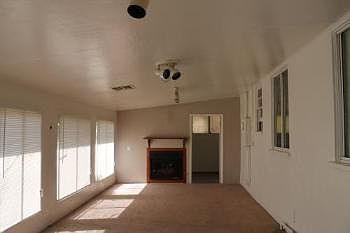 5th image of 3636 N Mt View Ave