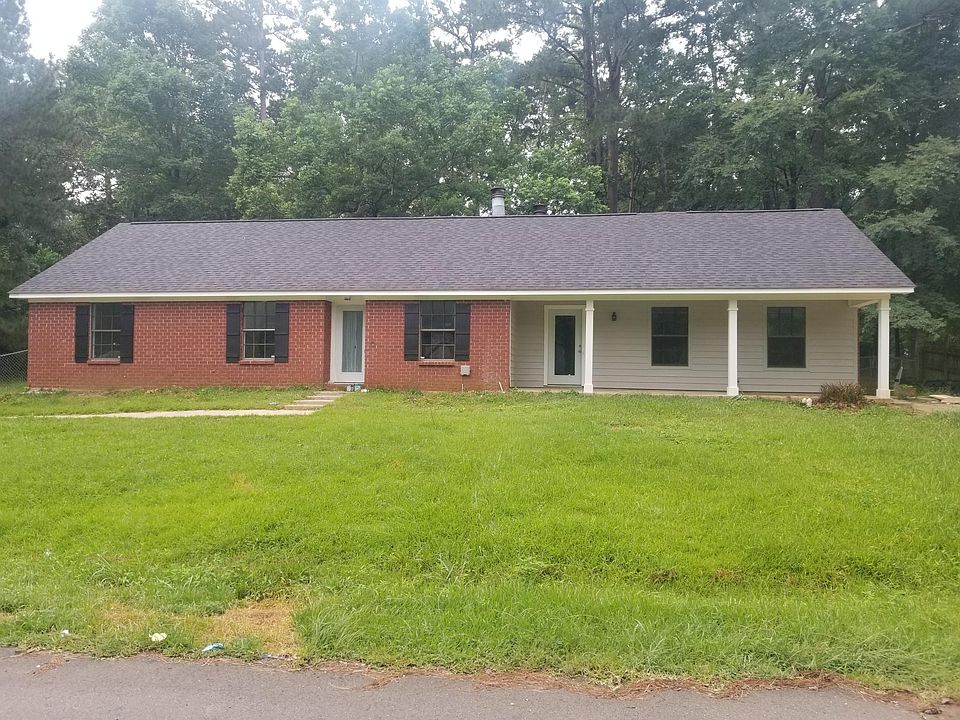 1st image of 203 Bent Creek Cir S #A
