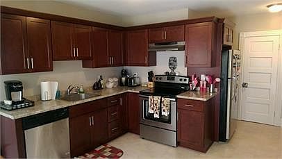 5th image of 187-185 County St N #14824987