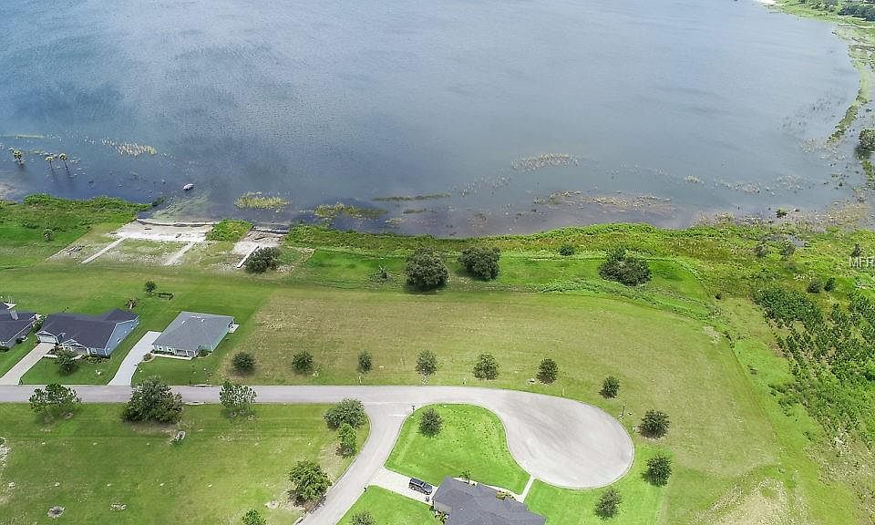 2nd image of 3601 Ridge Lake Dr