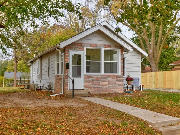 1612 E 32nd Ct, Des Moines, IA 50317