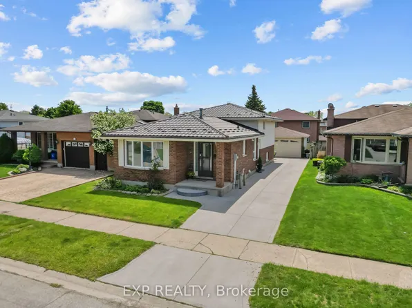 56 Classic Cres, London, ON N5W 5T8