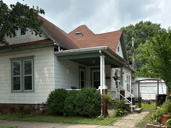 302 W Illinois St, Urbana, IL 61801