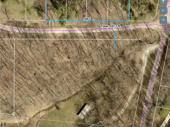 1524-1527 E Buckhorn Dr, Millersburg, OH 44654