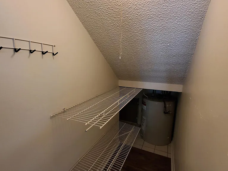 210 Redfish Cir — Photo 10