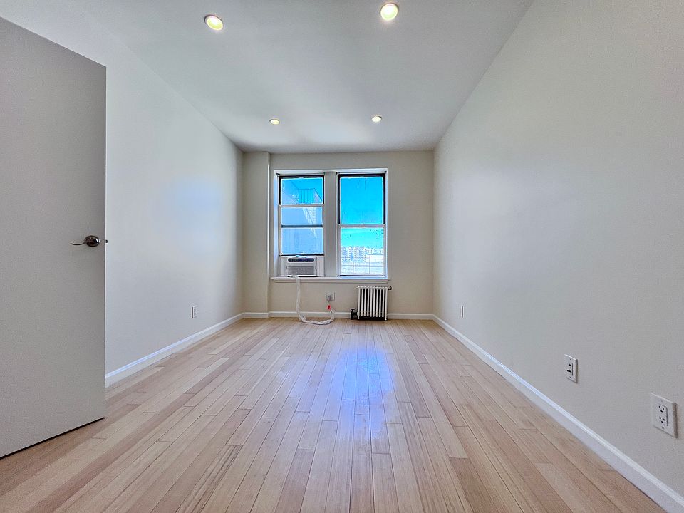 1st image of 247 Wadsworth Ave APT 6S
