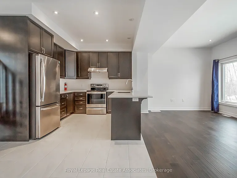 3981 Crown St — Photo 10