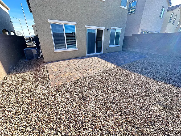 7731 Moore Creek Ln — Photo 4