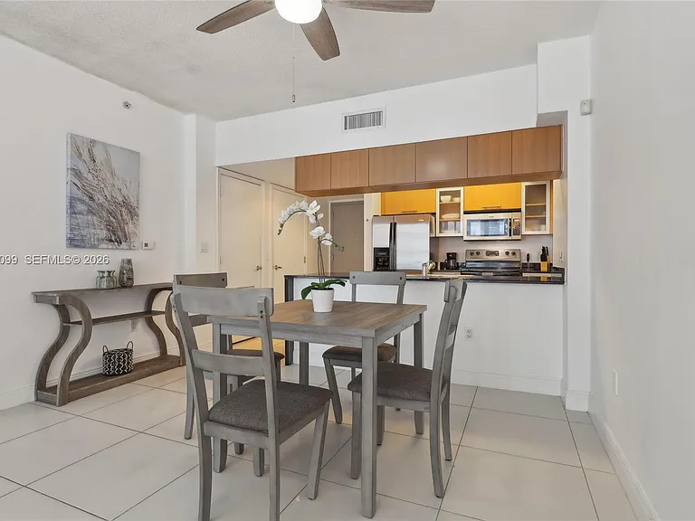 1750 N Bayshore Dr #2805 — Photo 11