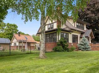 2508 E State St, Rockford, IL