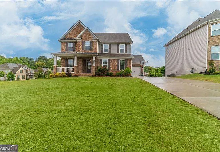 301 Cochin Dr — Photo 40