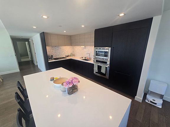 4th image of 1388 Kettner Blvd Unit 1304