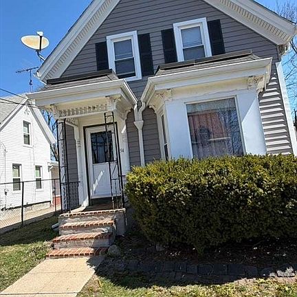 5th image of 54 Clinton St