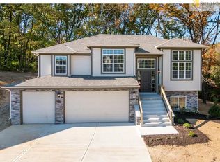 5060 NW Timberline Dr, Riverside, MO 64150