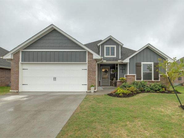 9304 NW 89th St, Yukon, OK 73099