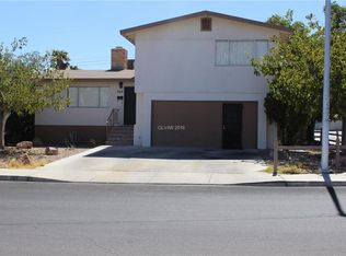 2113 Madeline Dr, Las Vegas, NV 89108