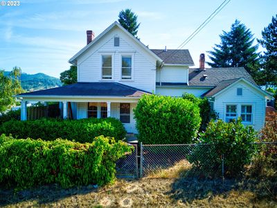 358 Douglas St, Yoncalla, OR, 97499