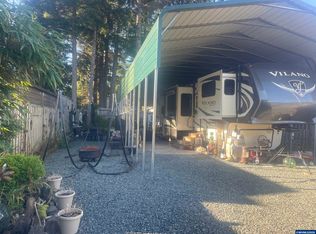 951 S Easy St, Rockaway Beach, OR 97136