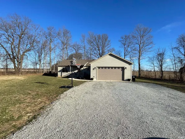 595 S Paradise Dr, Rochester, IN 46975