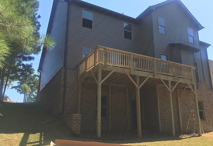2nd image of 8146 White Oak Loop
