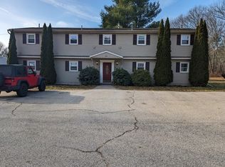 93 Center Depot Rd APT 53, Charlton, MA 01507