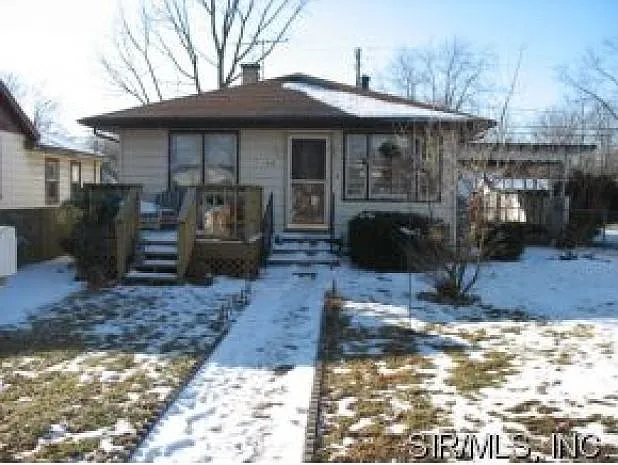 210 S Central Ave photo 1