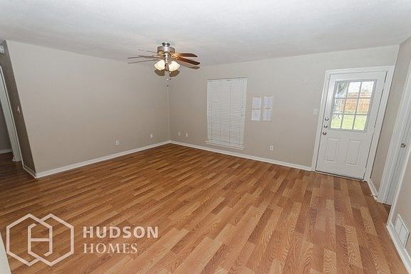 2nd image of 514 New St