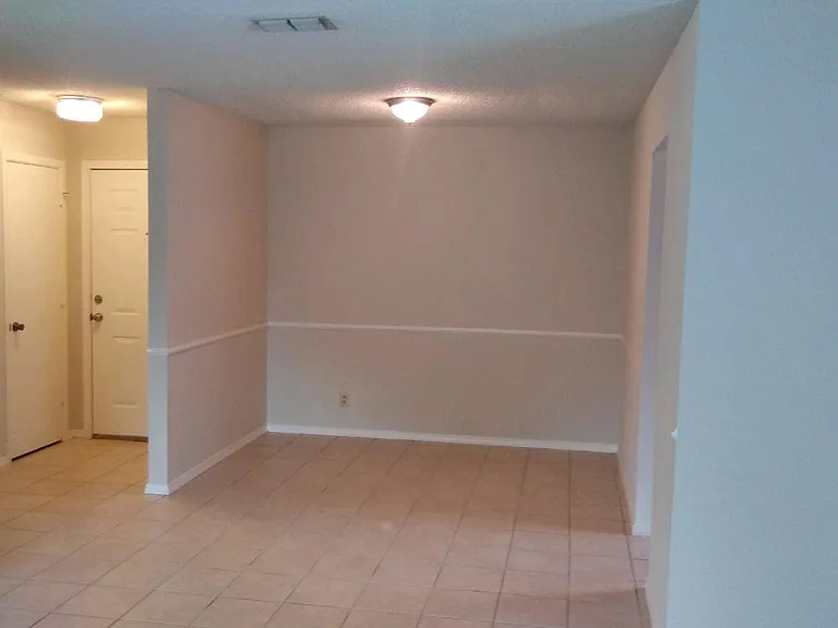 14466 S Oak Ct — Photo 2