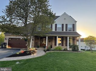 7 Palo Ln, Newark, DE 19702