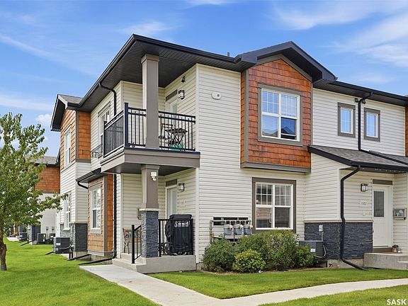 3rd image of 1015 Patrick Crescent #1502