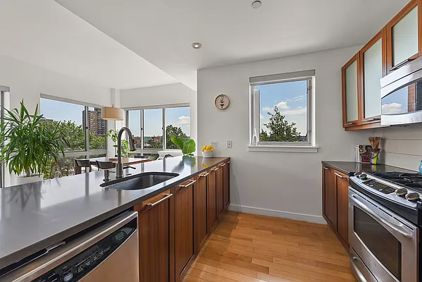 Sold by Compass | media 3