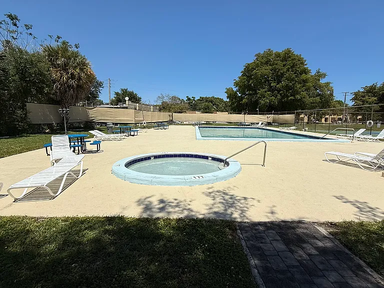 540 NW 43rd St #540 — Photo 18
