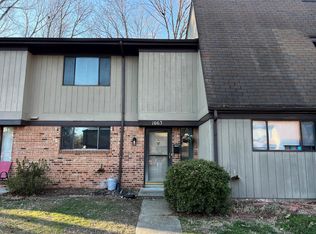 1063 Willow Green Dr, Newport News, VA 23602