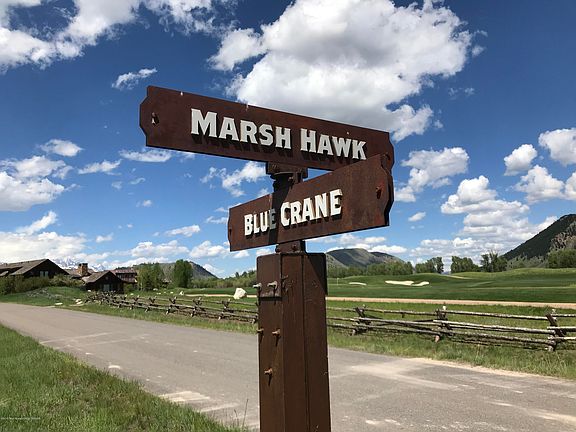 3rd image of 2705 W Marsh Hawk Ln