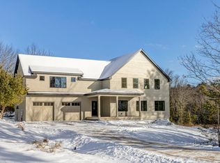 17 Renee Rd, Freeport, ME 04032