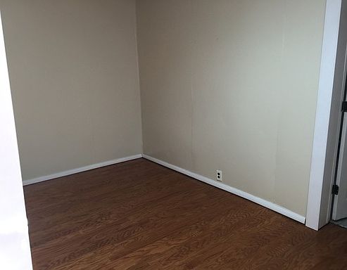 2nd image of 8310 Pennsylvania Ave