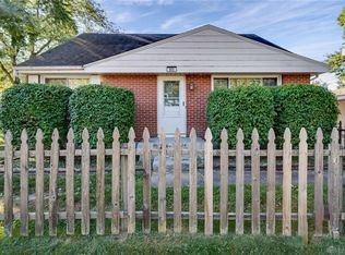 860 Peach Orchard Rd, Dayton, OH 45419