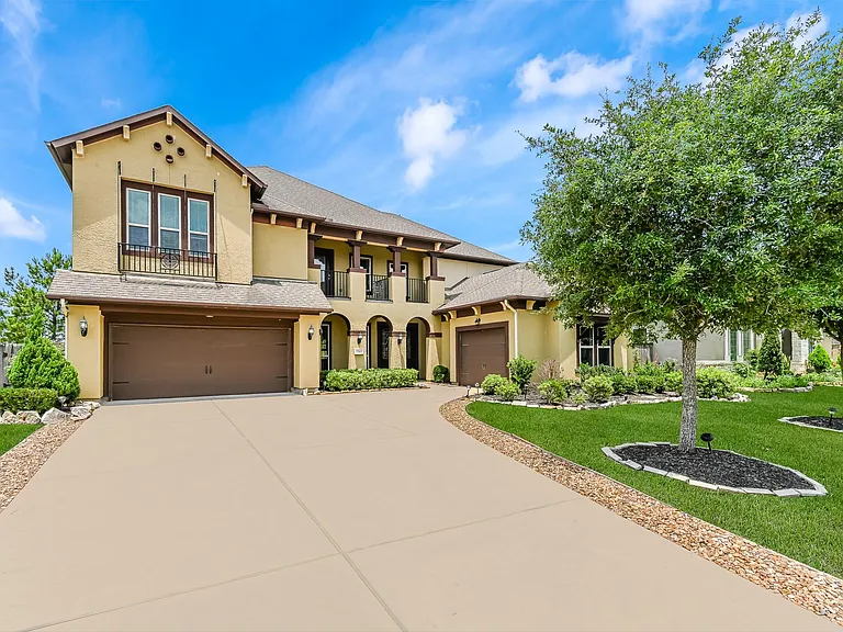 27415 Ashford Sky Ln — Photo 1